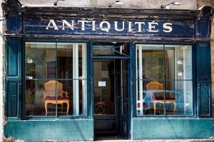 Investasi Barang Antik Semakin Untung dengan Cara Ini!