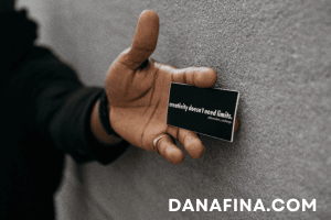 Fungsi Kartu Nama untuk Membangun Hubungan Bisnis