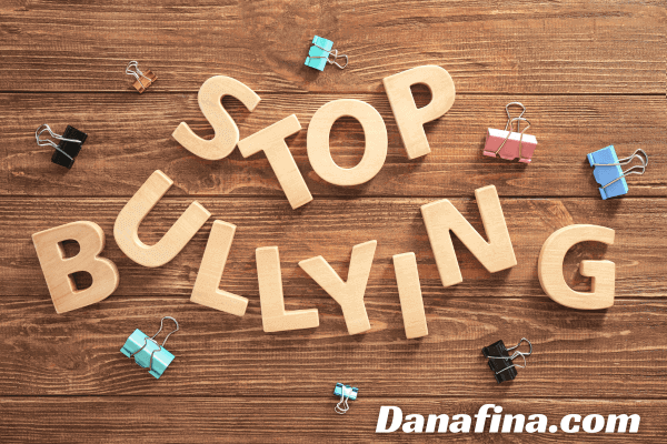 cara menghadapi bullying di kantor